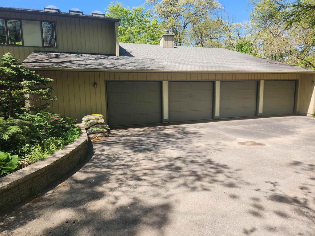 Photo of 7842 Big Timber TRAIL, Middleton, WI 53562 (MLS # 2023968)
