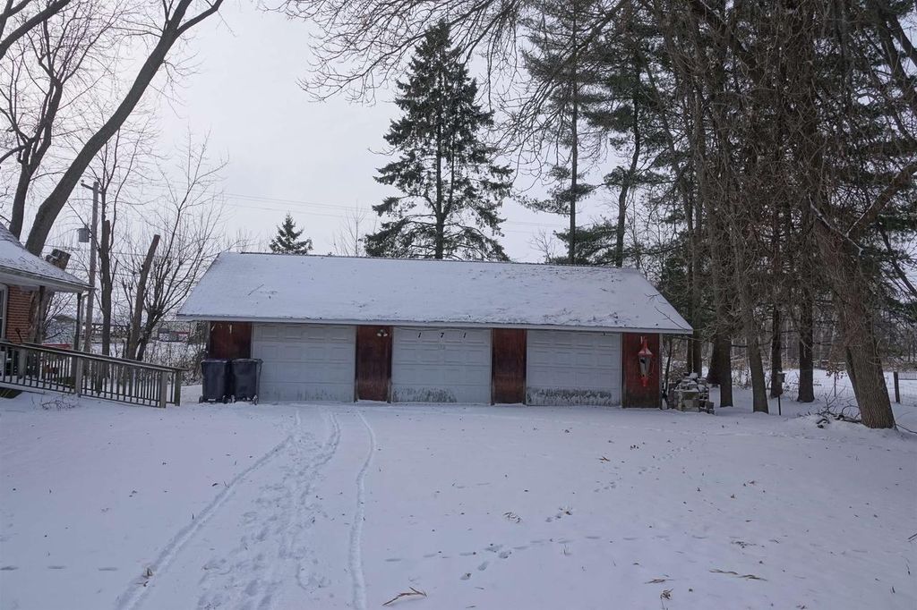 Photo of 171 S 4th STREET, Dorchester, WI 54425 (MLS # 22505596)