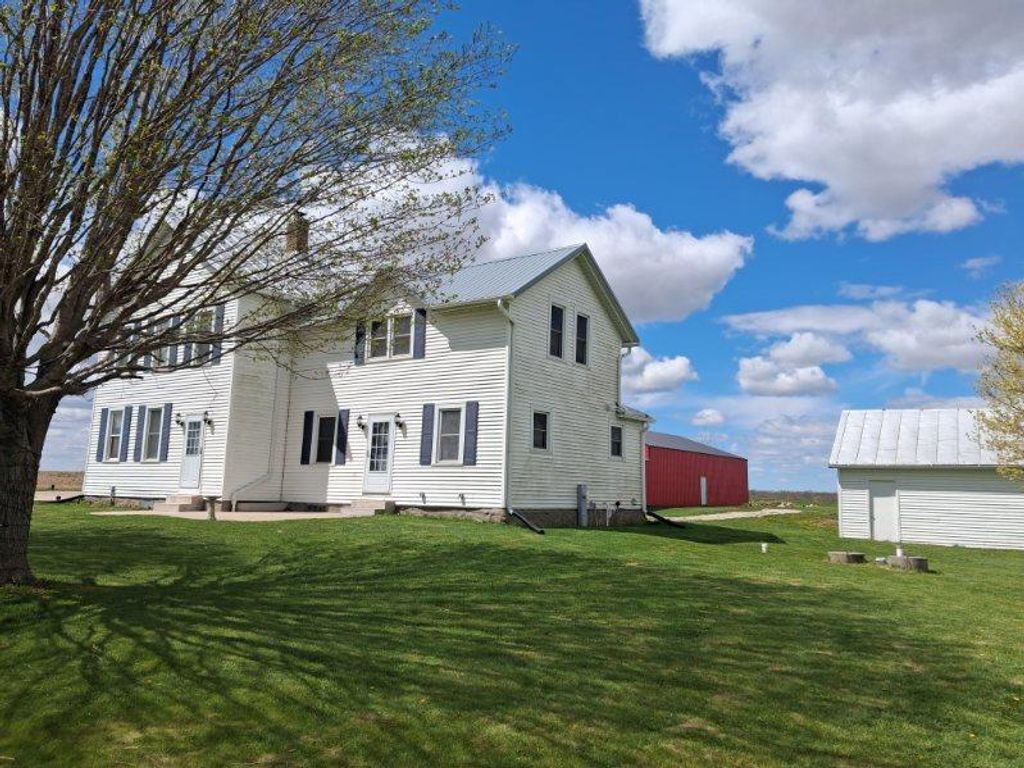 Photo of N5207 Lemke ROAD, Chilton, WI 53014 (MLS # 50324888)