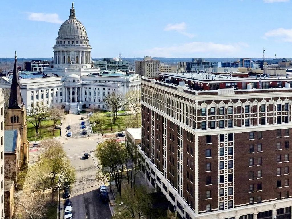 Photo of 123 W Washington AVENUE #311, Madison, WI 53703 (MLS # 2016721)