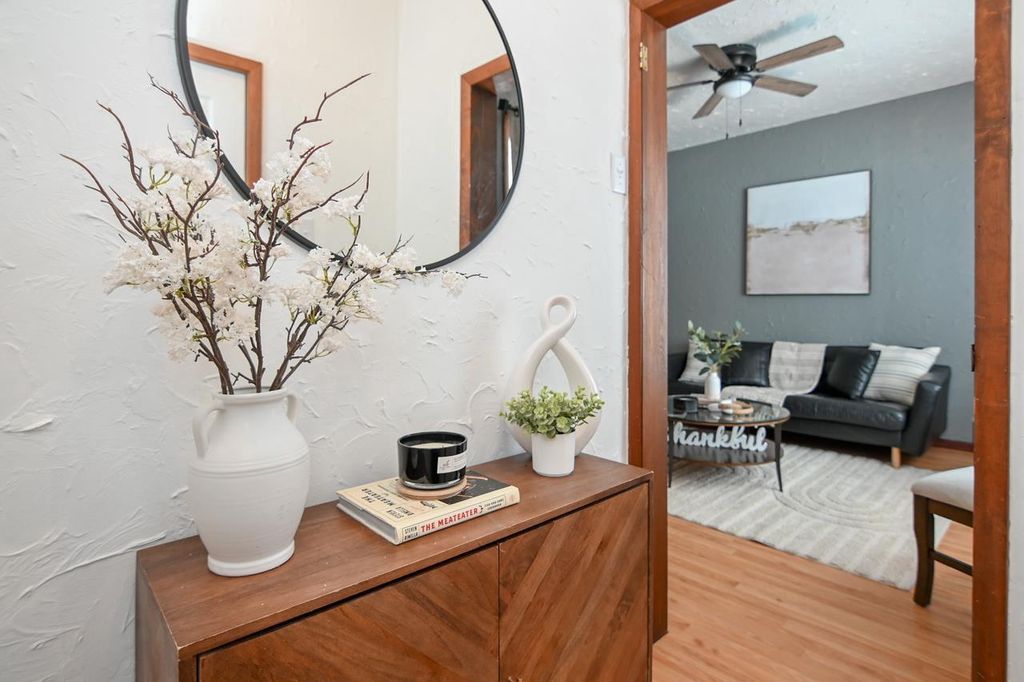 Photo of 1129 S Chestnut AVENUE, Green Bay, WI 54304 (MLS # 50320150)