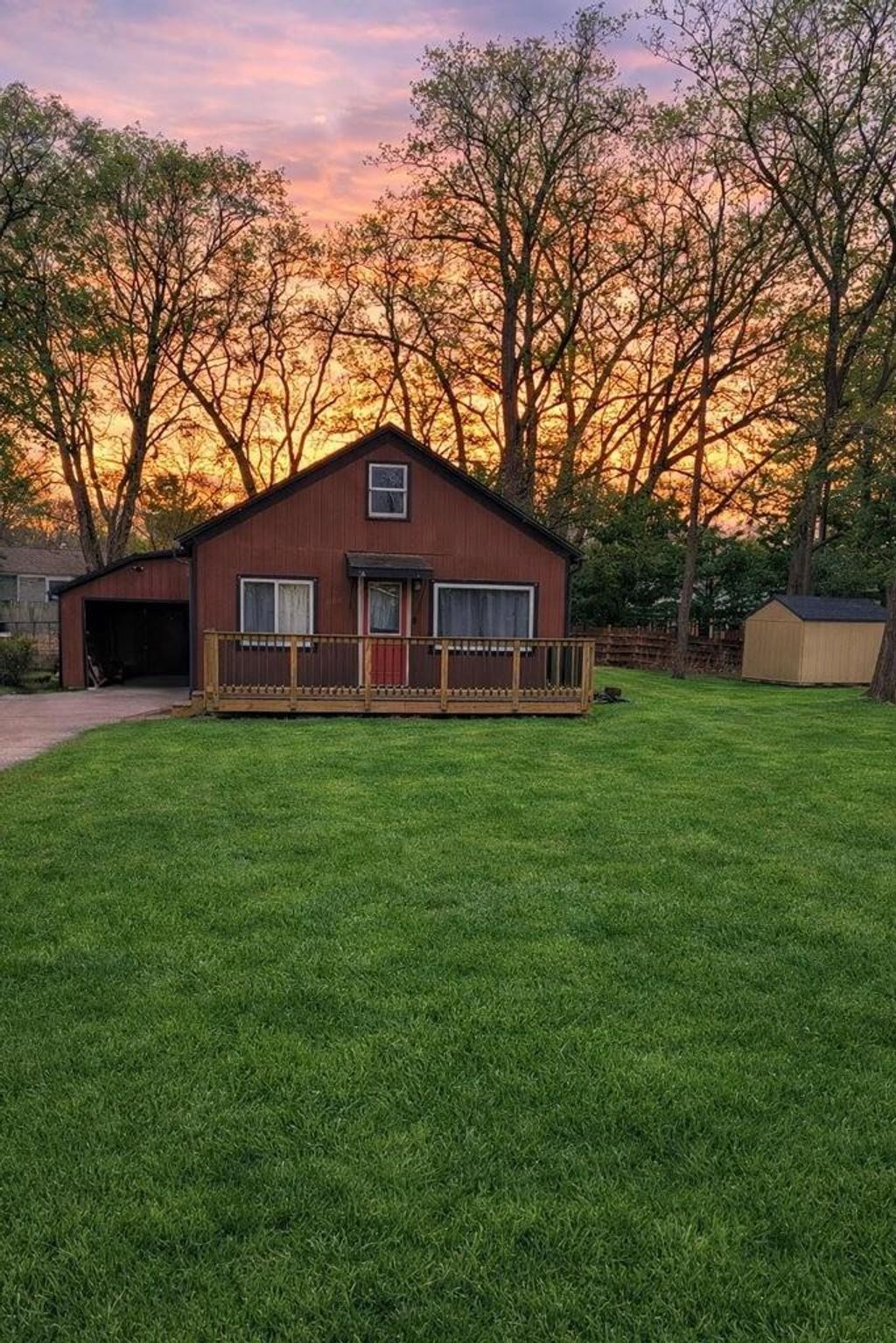 Photo of 608 Jenny Wren PASS, Pardeeville, WI 53954 (MLS # 2019487)