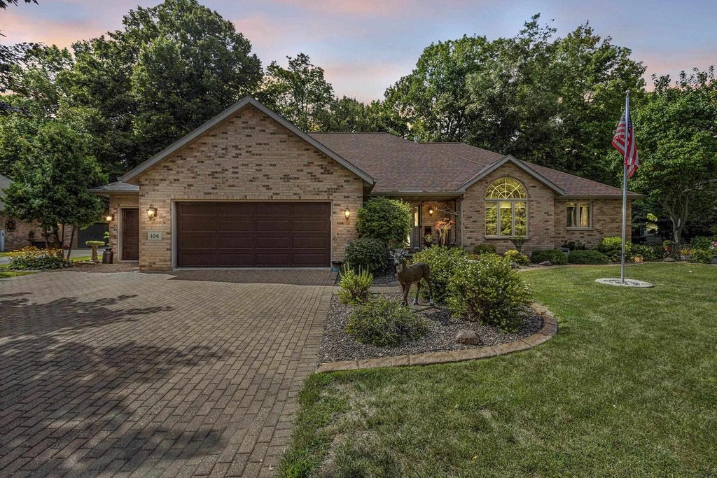 Photo of 106 Wulgaert WAY, Combined Locks, WI 54113 (MLS # 50331867)