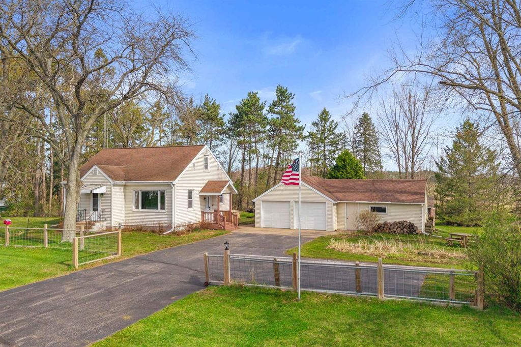 Photo of 4278 State Highway 73, Wisconsin Rapids, WI 54495 (MLS # 22601625)