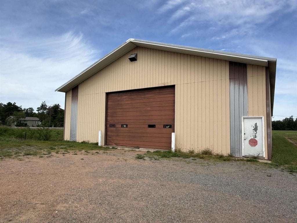 Photo of 5528 Roosevelt DRIVE #BROWN BUILDING, Plover, WI 54467 (MLS # 22604603)
