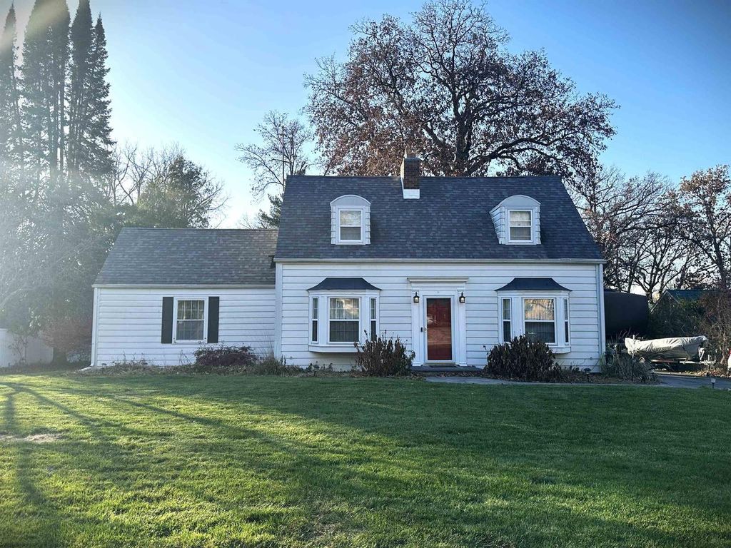 Photo of 1640 E Ridge ROAD, Beloit, WI 53511 (MLS # 2012560)