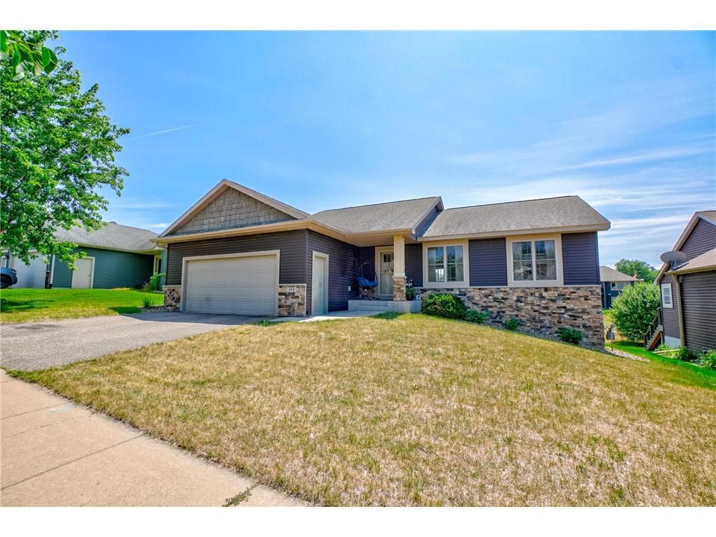 Photo of 314 Steelhead DRIVE, River Falls, WI 54022 (MLS # 7116201)