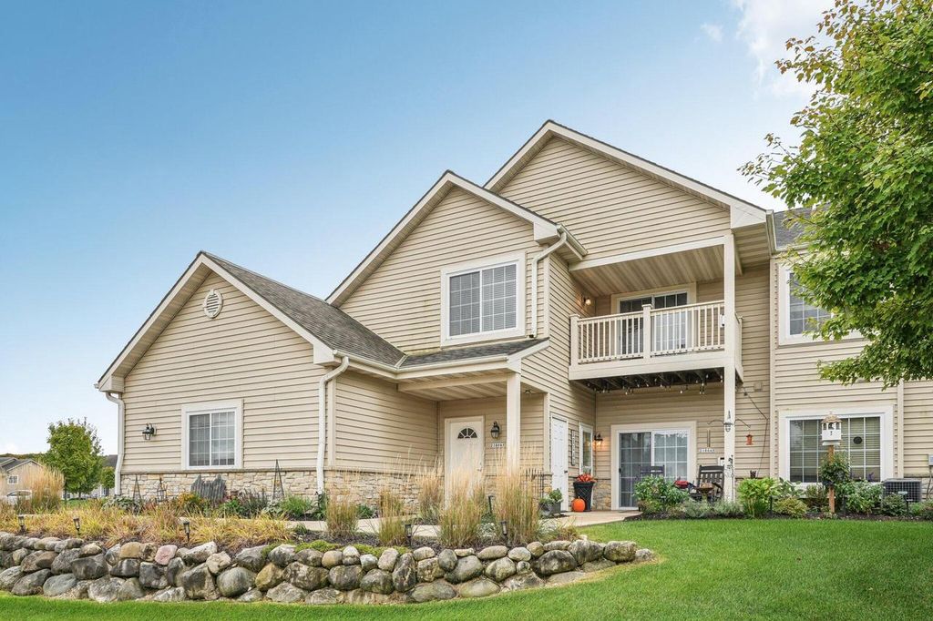 Photo of 21864 N Weather Edge CIRCLE #A, Lannon, WI 53046 (MLS # 1939546)