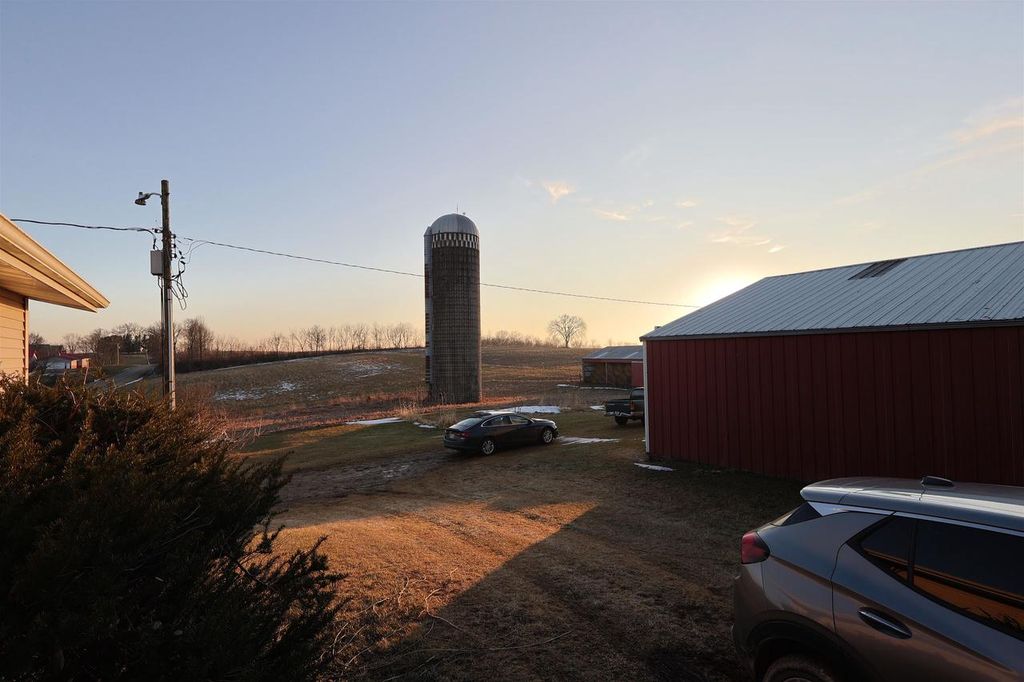 Photo of 24381 N Irish Ridge ROAD, Boscobel, WI 53805 (MLS # 2014495)