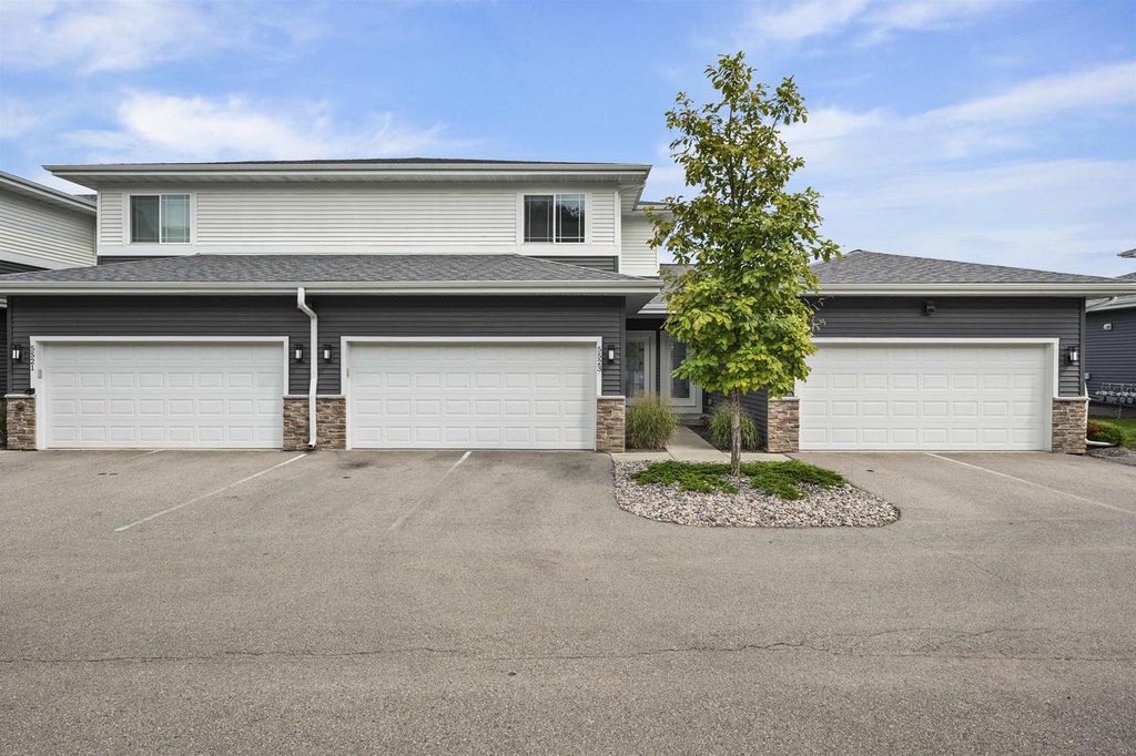 Photo of 5523 Prairie Place DRIVE, Mcfarland, WI 53558 (MLS # 2029046)