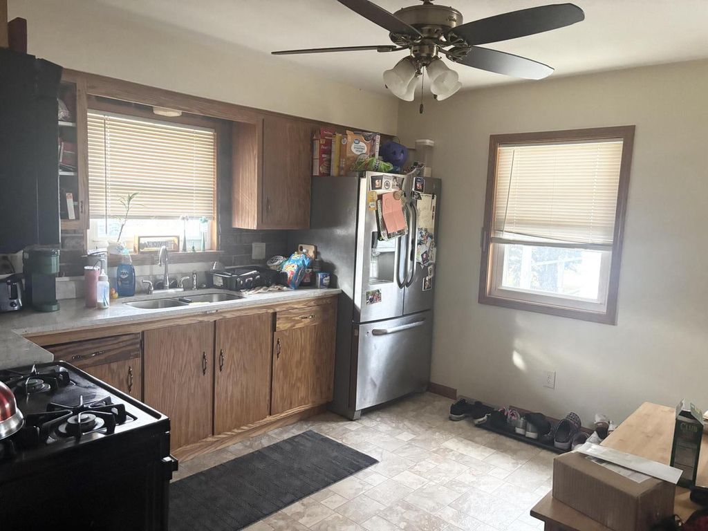 Photo of 1617 Ohio STREET, Racine, WI 53405 (MLS # 1944691)