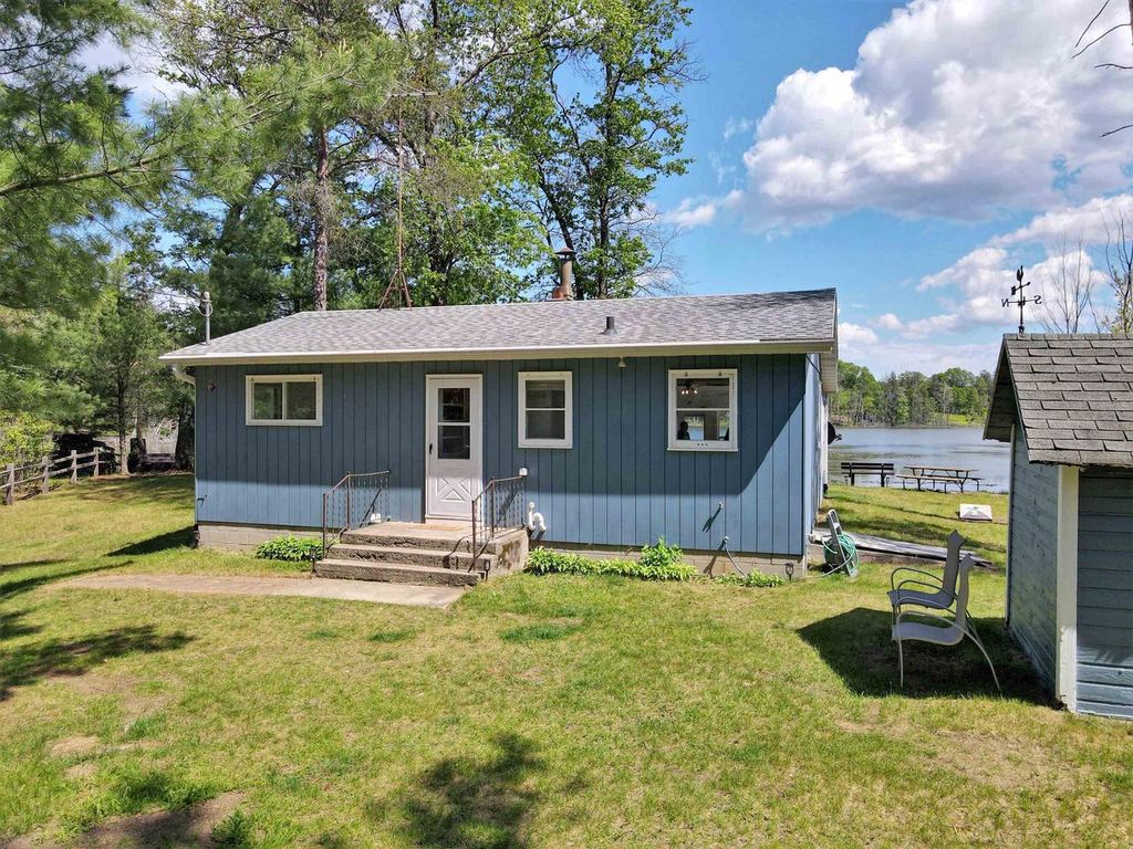 Photo of 14482 Parkway ROAD, Crivitz, WI 54114 (MLS # 50321916)