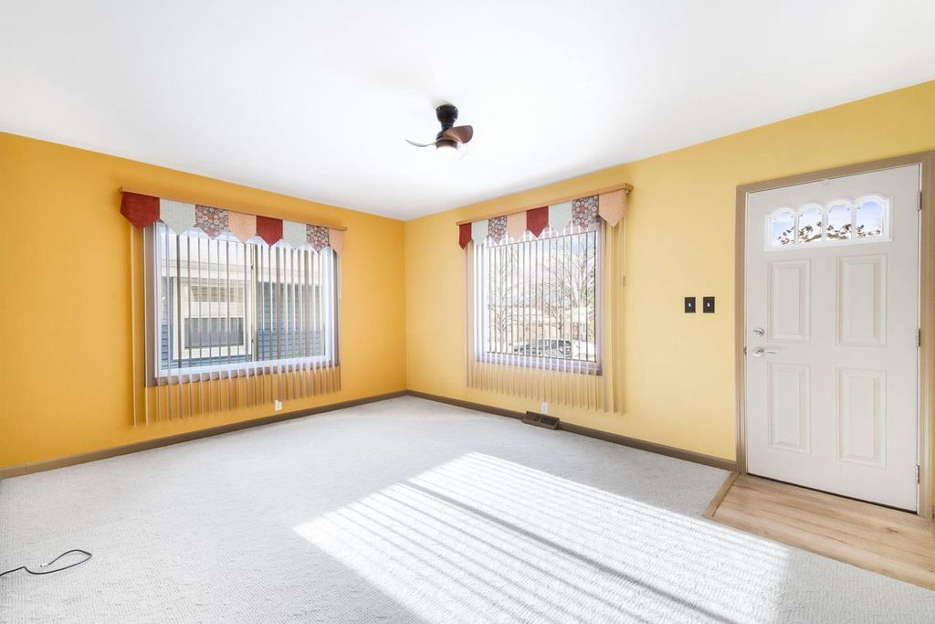 Photo of 4654 S 48th STREET, Greenfield, WI 53220 (MLS # 1945421)