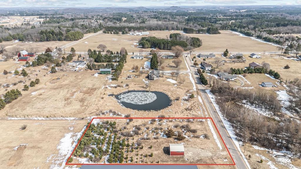 Photo of E2030 Polly ROAD, Waupaca, WI 54981 (MLS # 50322740)