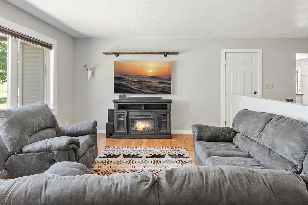 Photo of W13112 Olden ROAD, Ripon, WI 54971 (MLS # 2025998)