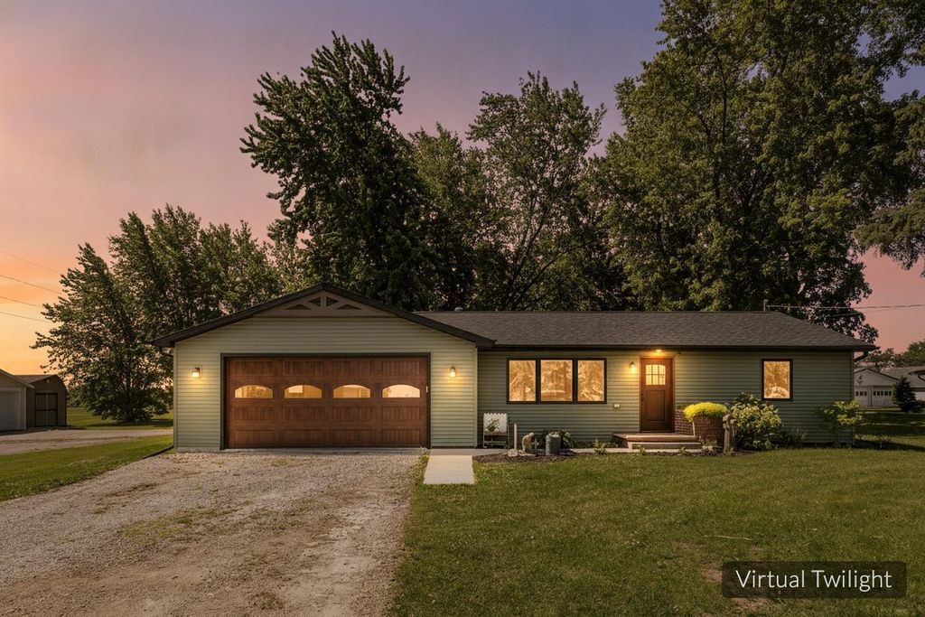 Photo of W13112 Olden ROAD, Ripon, WI 54971 (MLS # 2025998)