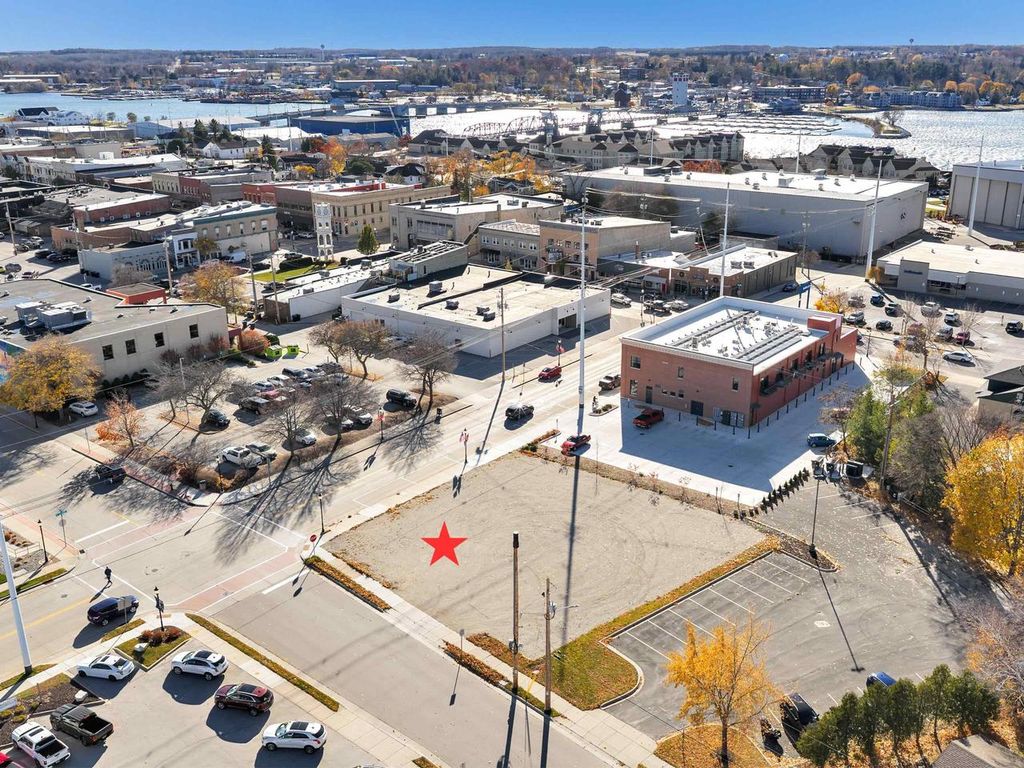 Photo of 368 Jefferson STREET, Sturgeon Bay, WI 54235 (MLS # 50318399)