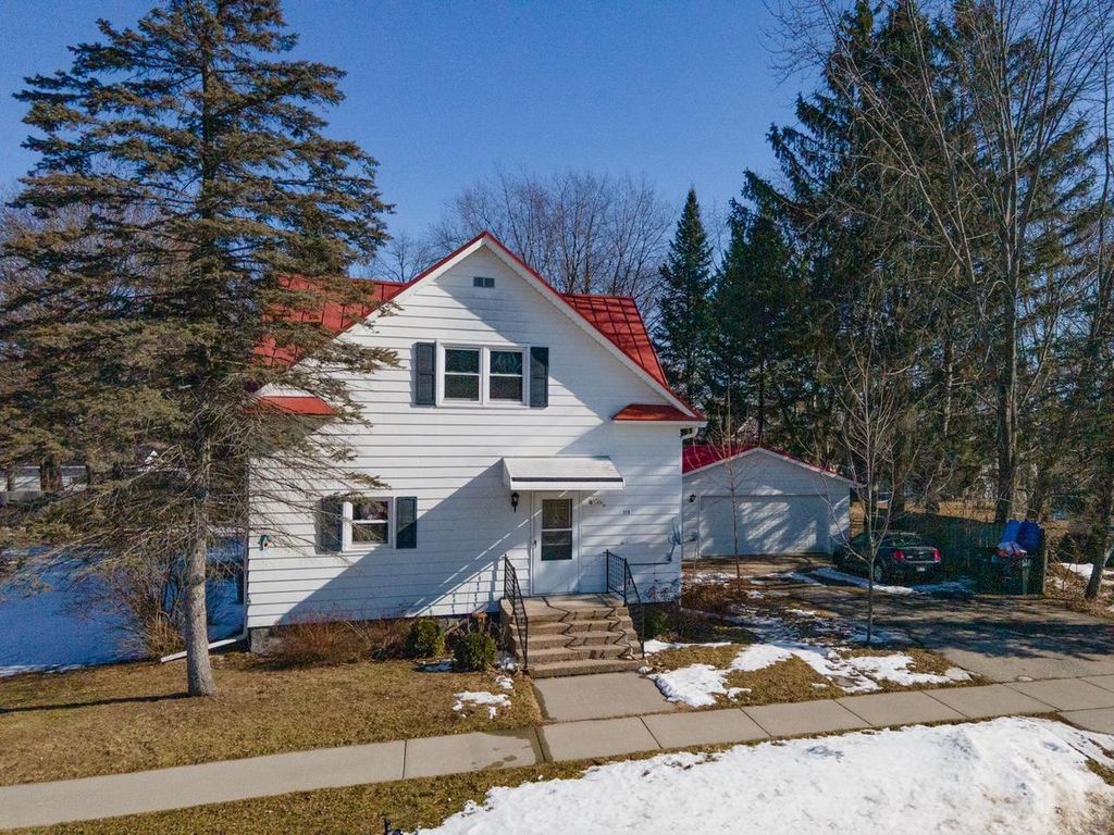 Photo of 215 N Oxford STREET, Wautoma, WI 54982 (MLS # 50321513)