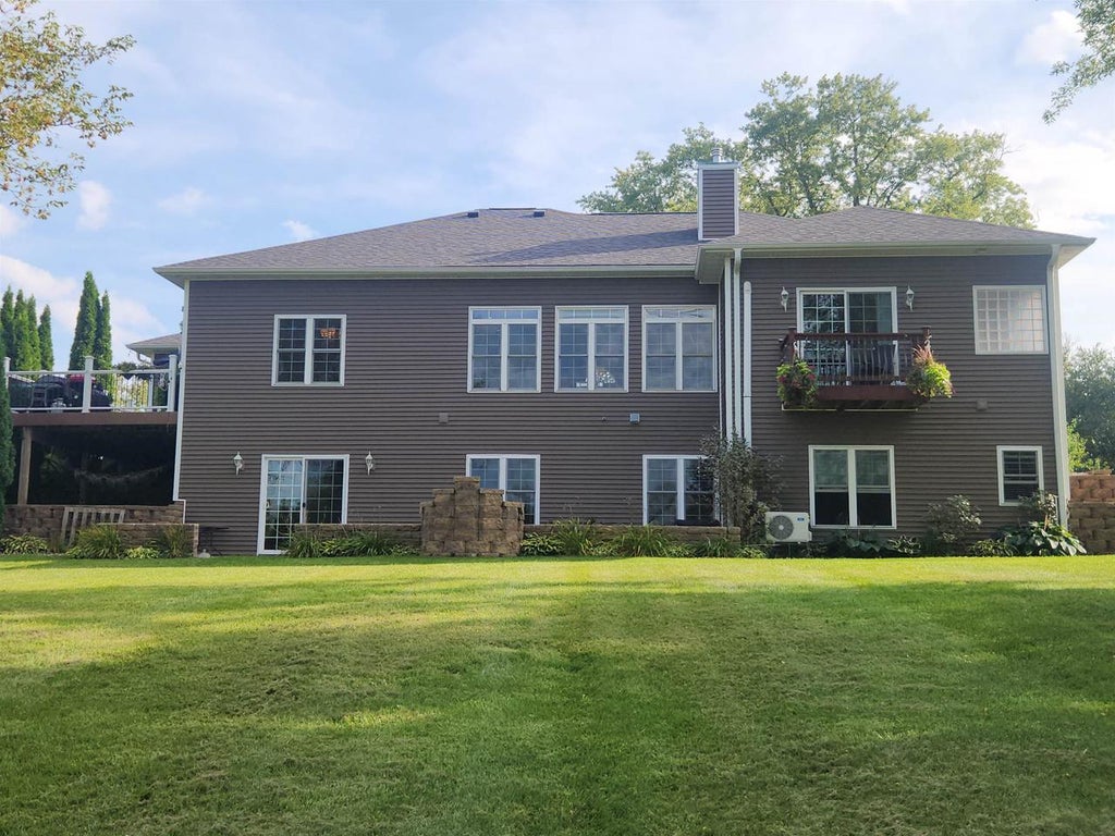 Photo of E9722 N Reedsburg ROAD, Reedsburg, WI 53959 (MLS # 2032150)