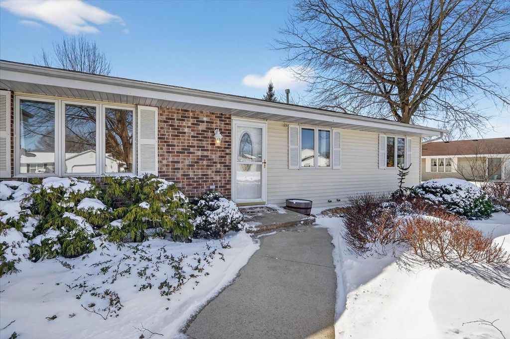 Photo of 4016 New Haven DRIVE, Janesville, WI 53546 (MLS # 2018706)