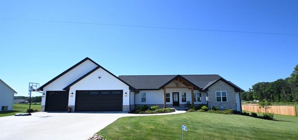Photo of 3765 Westpoint ROAD, Suamico, WI 54313 (MLS # 50331406)