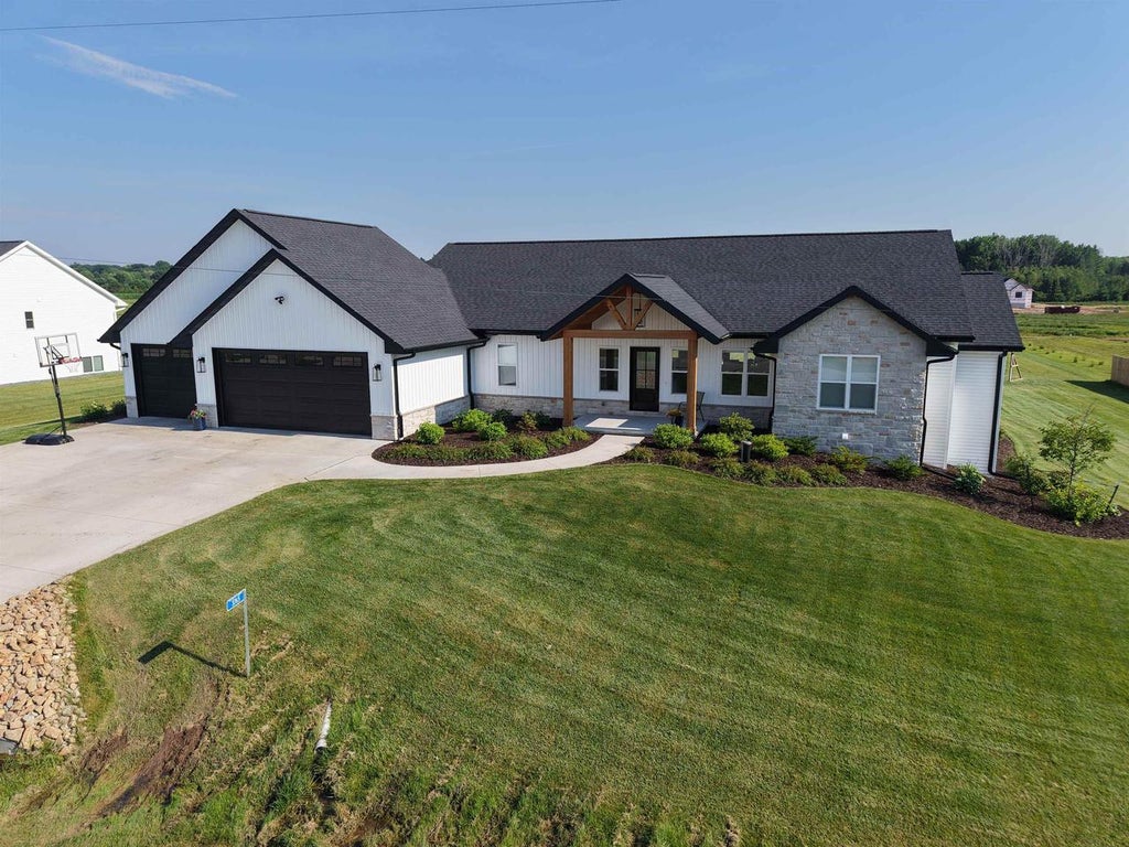 Photo of 3765 Westpoint ROAD, Suamico, WI 54313 (MLS # 50331406)