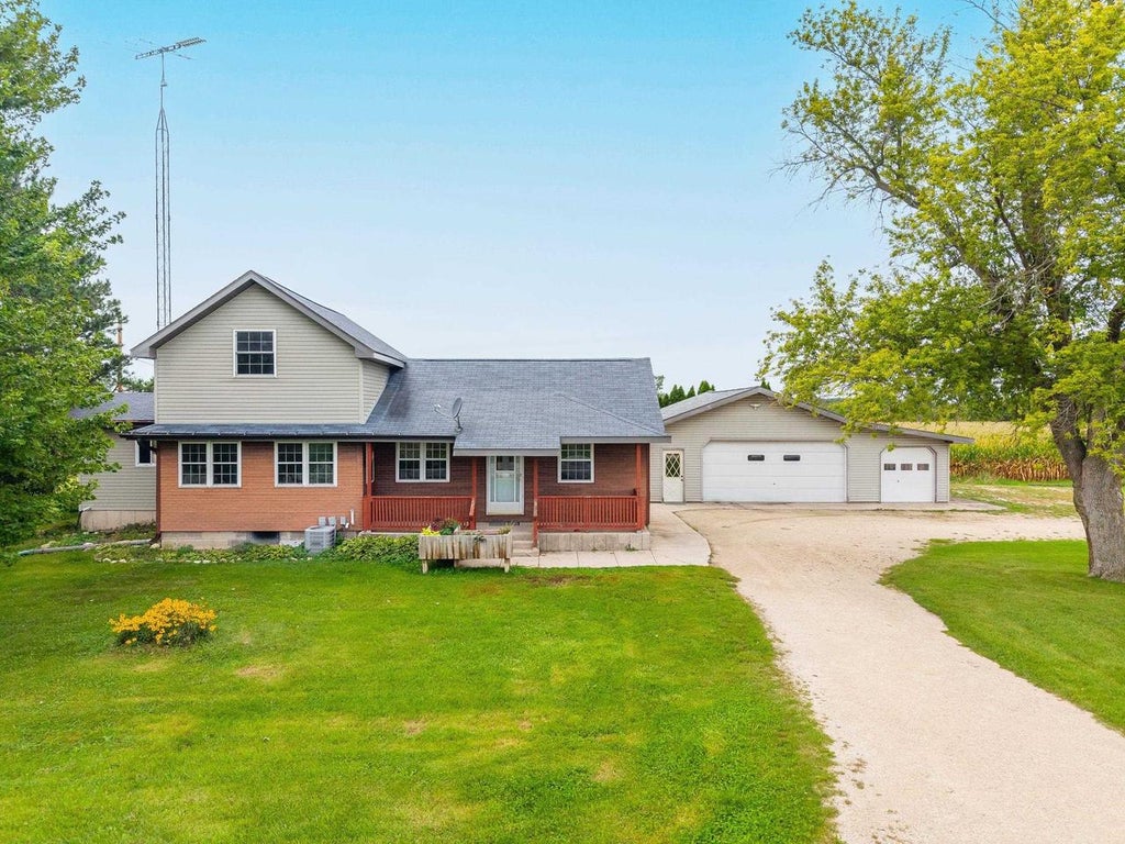 Photo of N7036 County Road I, Fond Du Lac, WI 54937 (MLS # 50332735)