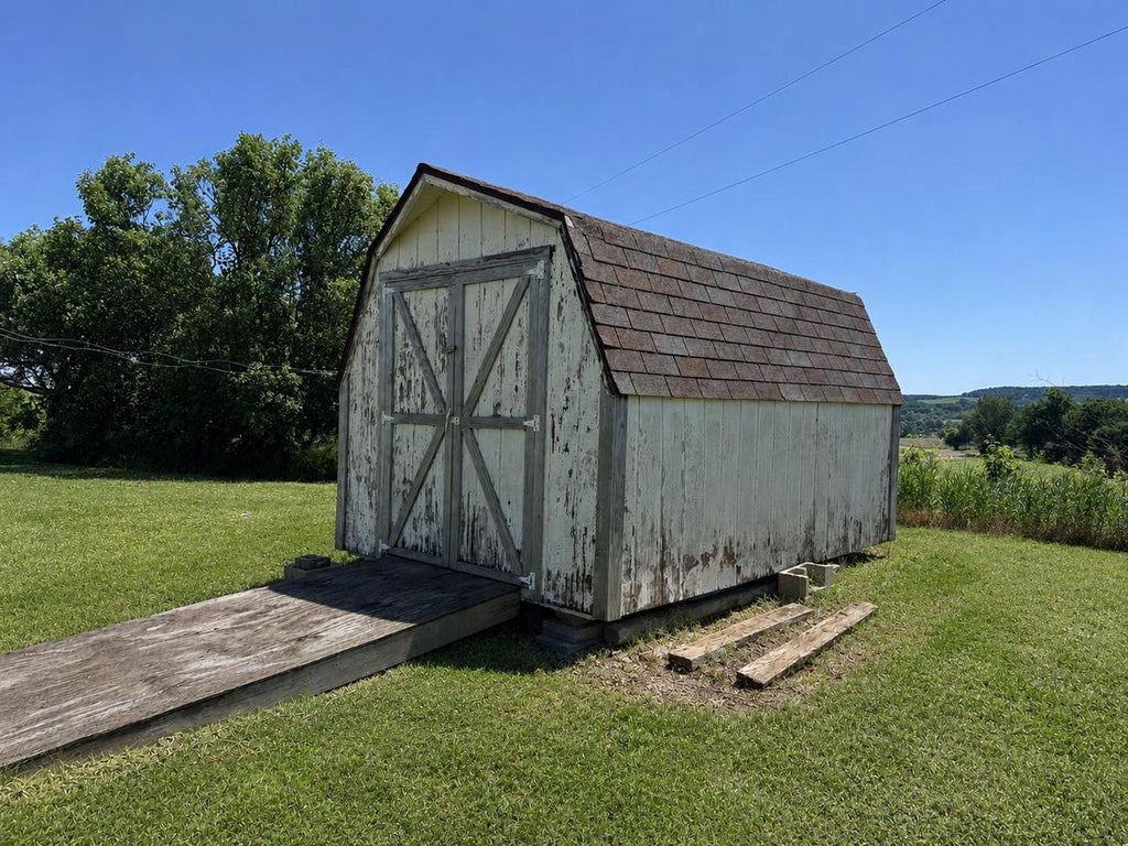 Photo of E18861 County Road FF, Hillsboro, WI 54634 (MLS # 2025810)