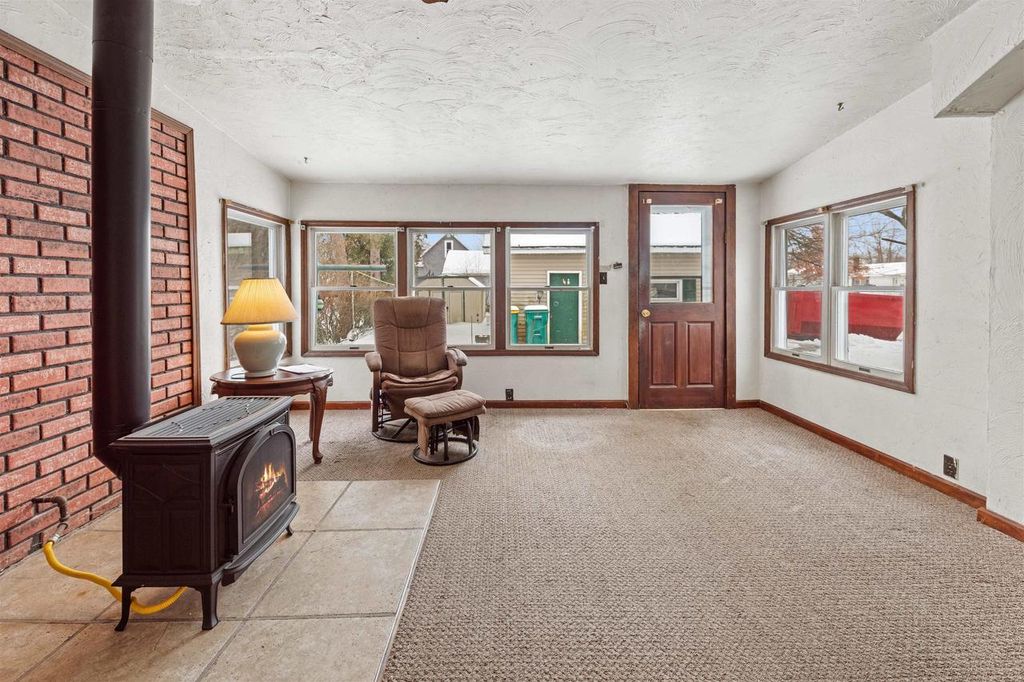 Photo of 655 Gilmore STREET, Marinette, WI 54143 (MLS # 50319804)