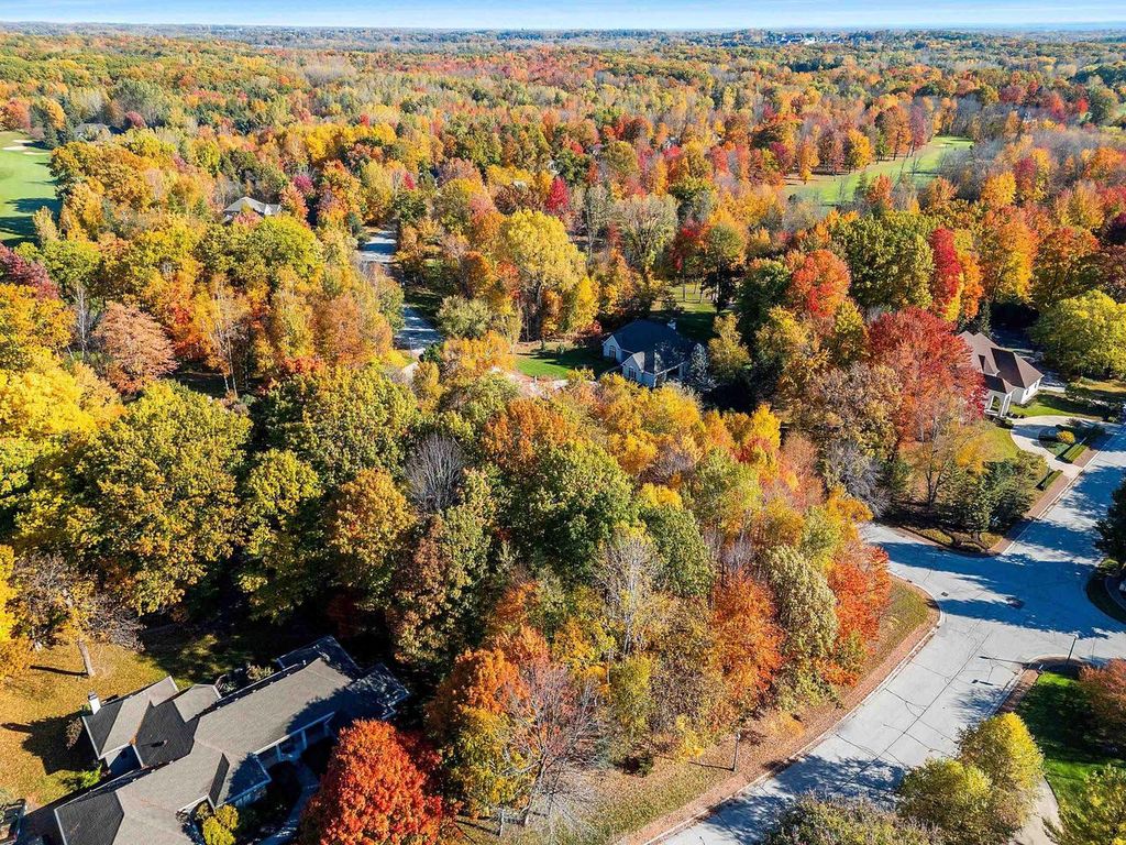 Photo of 966 Thornberry Creek DRIVE, Oneida, WI 54155 (MLS # 50317166)