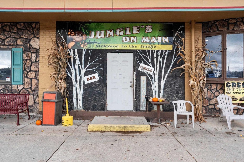 Photo of 1215 S Main STREET, Gresham, WI 54128 (MLS # 50334825)