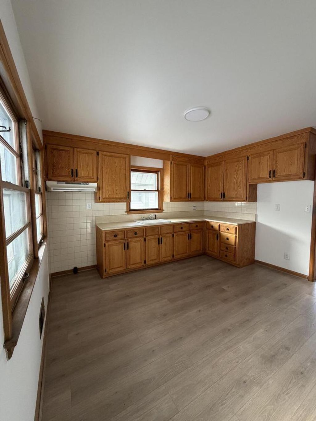 Photo of 2901 Delaware AVENUE, Racine, WI 53403 (MLS # 1947651)