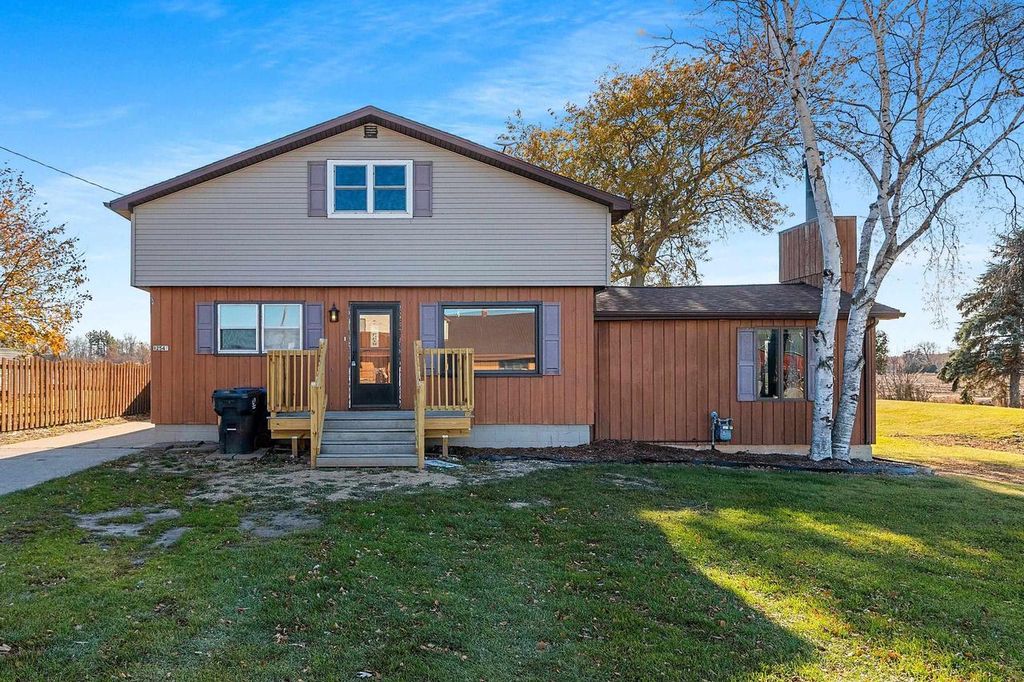 Photo of 1254 County Hwy Dk, Brussels, WI 54204 (MLS # 50318250)