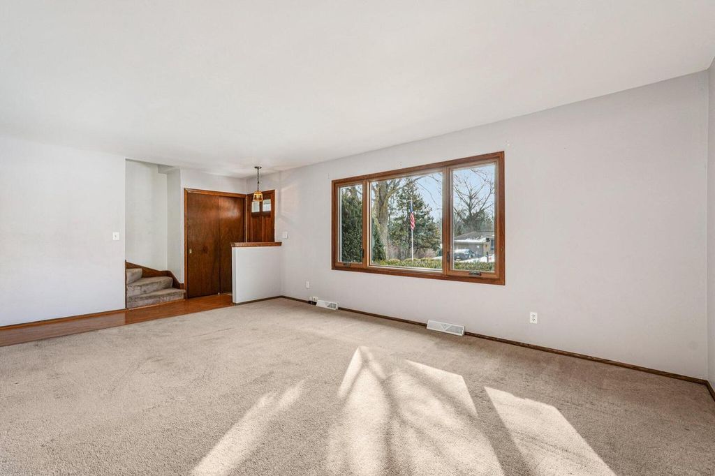 Photo of 12700 W Needham DRIVE, New Berlin, WI 53151 (MLS # 1950182)