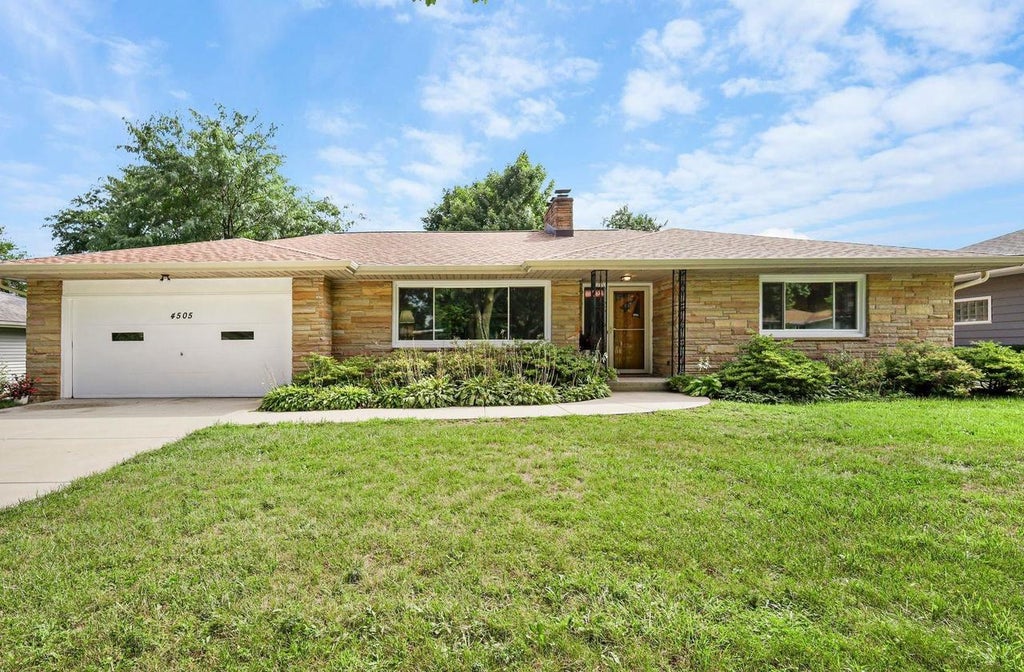Photo of 4505 Tokay BOULEVARD, Madison, WI 53711 (MLS # 2025670)