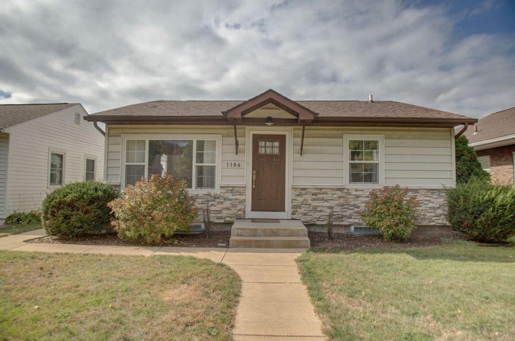 Photo of 1106 25th STREET S STREET S, La Crosse, WI 54601 (MLS # 1984861)