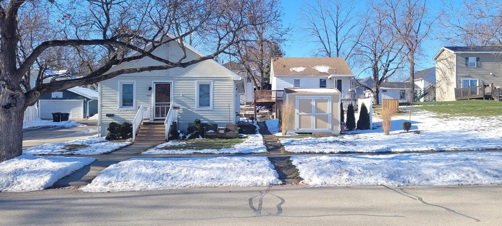 Photo of 424 Sage STREET, Lake Geneva, WI 53147 (MLS # 1945556)