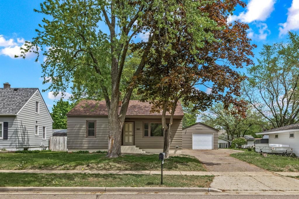 Photo of 3161 Venus Avenue, Eau Claire, WI 54703 (MLS # 1601256)