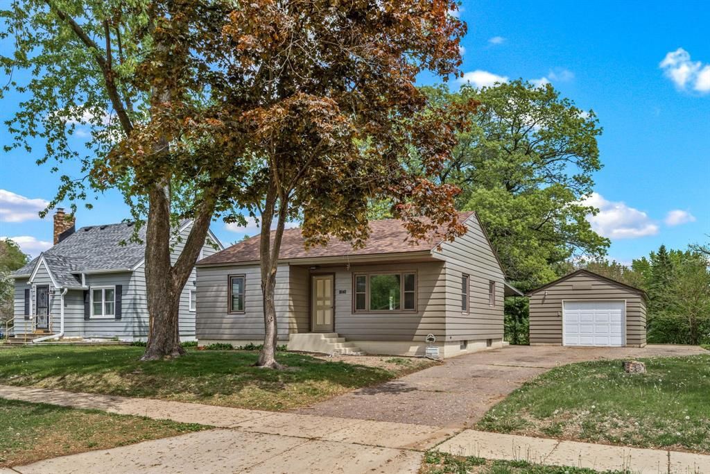 Photo of 3161 Venus Avenue, Eau Claire, WI 54703 (MLS # 1601256)