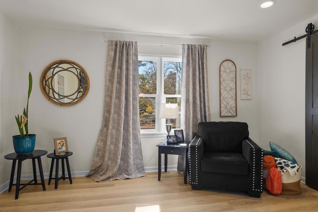 Photo of 40 Hillcrest DRIVE, Stevens Point, WI 54481 (MLS # 22505153)