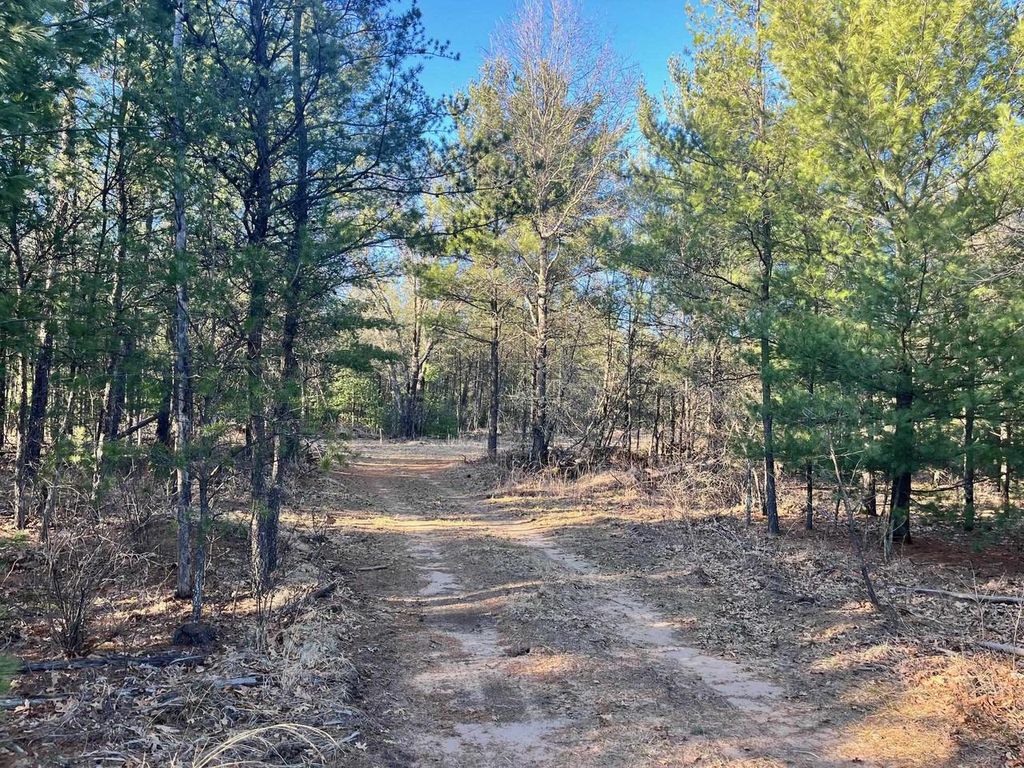 Photo of 930 County Road C, Hancock, WI 54943 (MLS # 2020513)