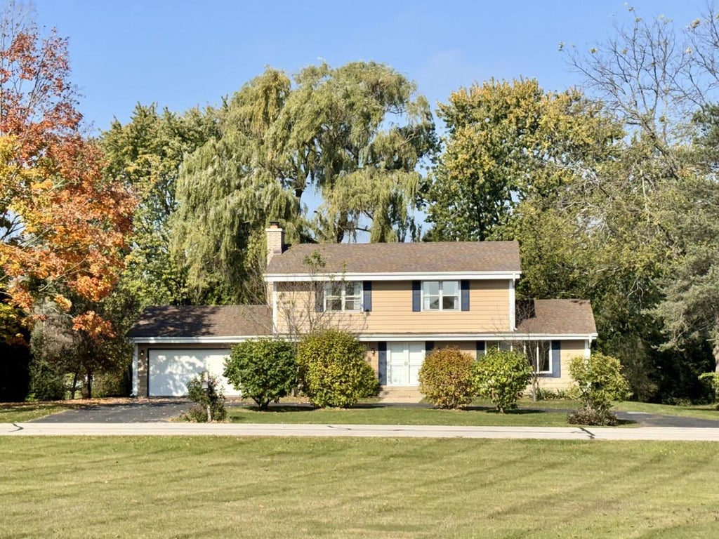 Photo of 11145 N Riverland COURT, Mequon, WI 53092 (MLS # 1986445)