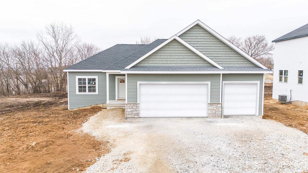 Photo of 416 Ridge COURT, Orfordville, WI 53576 (MLS # 2012314)