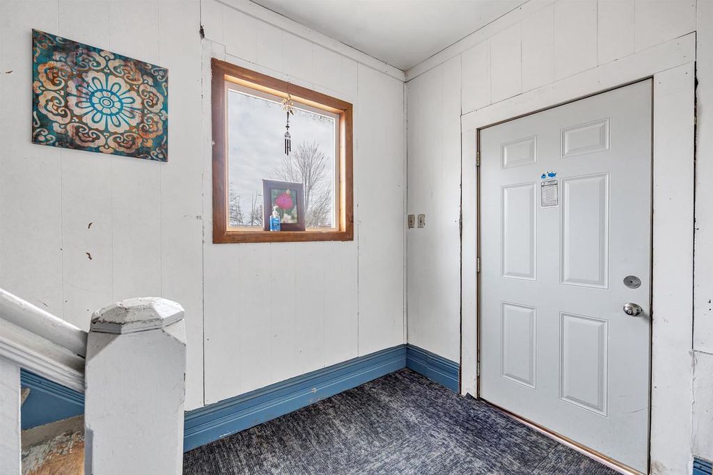 Photo of 827 N Broadway, Green Bay, WI 54303 (MLS # 50323648)