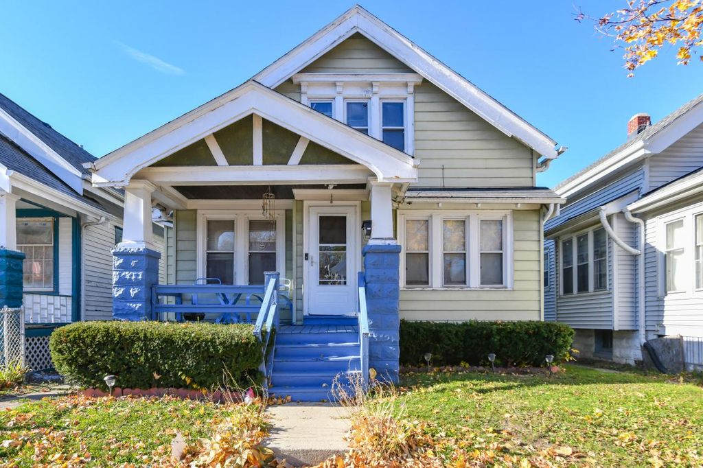 Photo of 3745 N 25th STREET, Milwaukee, WI 53206 (MLS # 1943215)