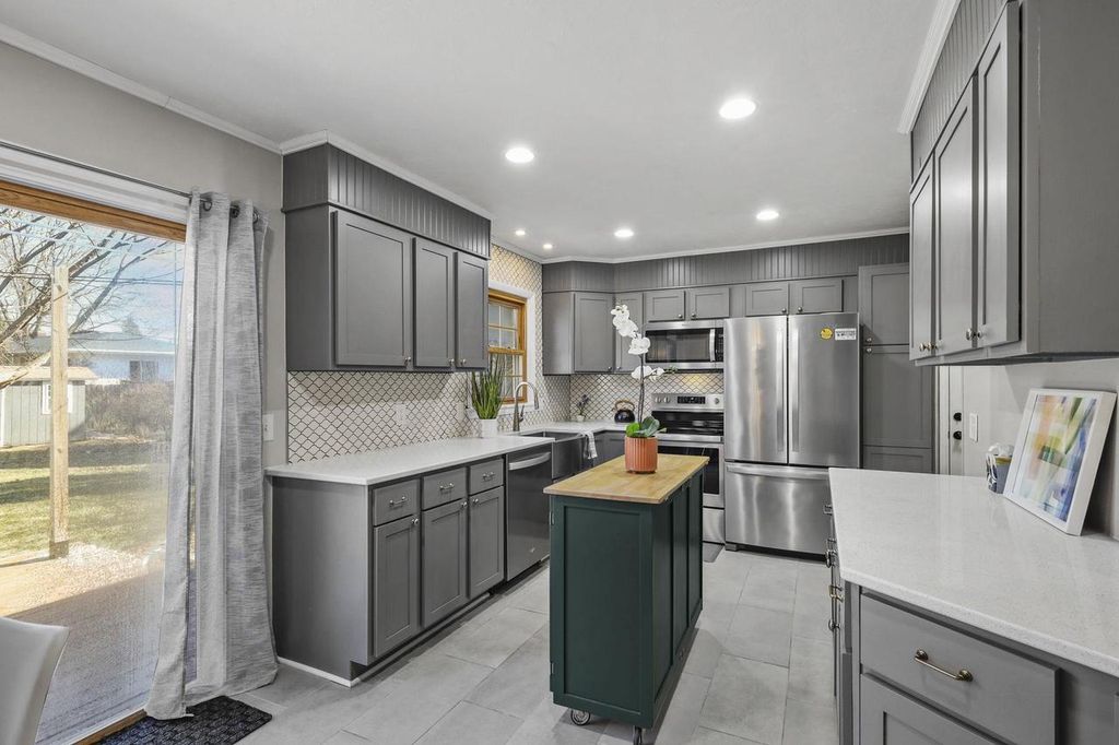 Photo of 1317 Ellen AVENUE, Madison, WI 53716 (MLS # 2015828)