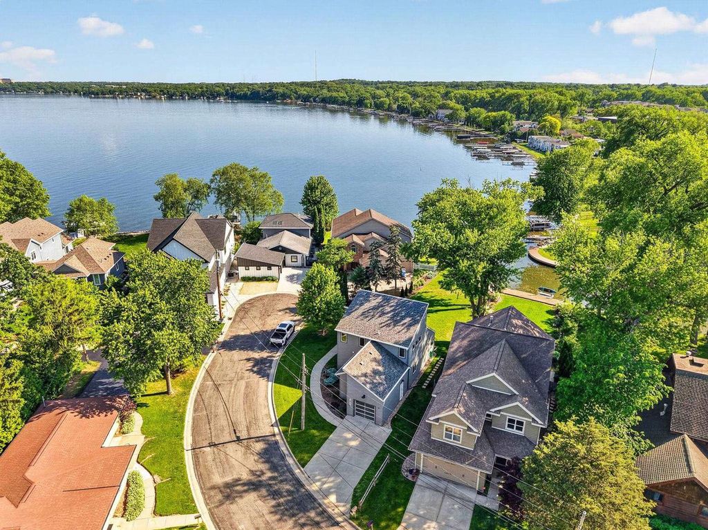 Photo of 2830 Tomahawk COURT, Middleton, WI 53562 (MLS # 2024463)