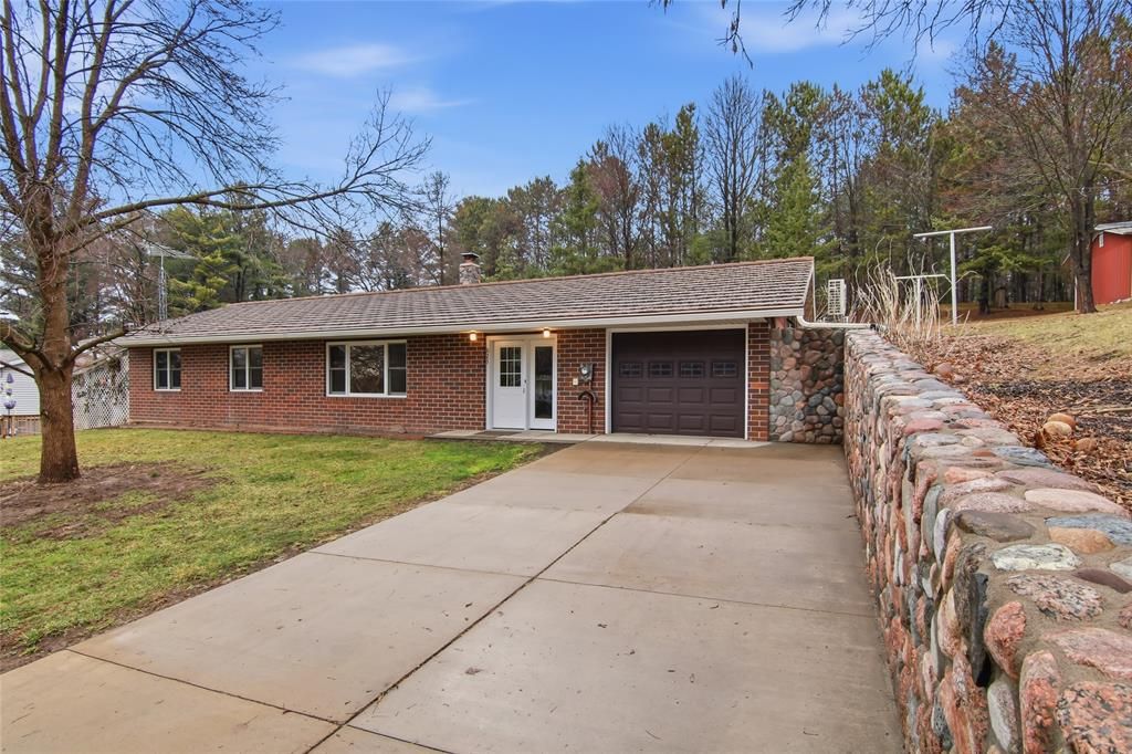 Photo of 625 10th AVENUE, Bloomer, WI 54724 (MLS # 1599484)