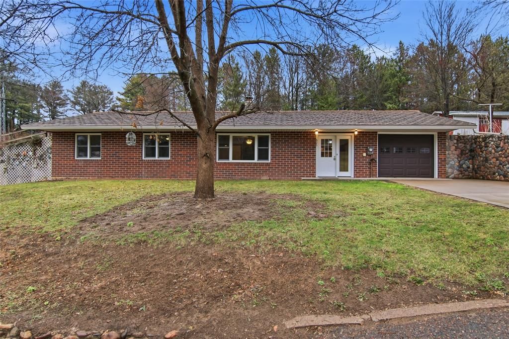 Photo of 625 10th AVENUE, Bloomer, WI 54724 (MLS # 1599484)