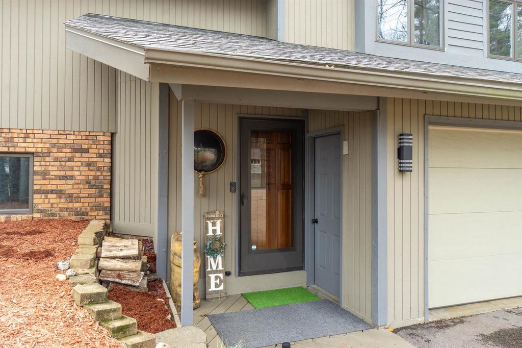 Photo of 152715 Lapwing LANE, Wausau, WI 54401 (MLS # 22601514)